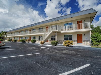 923 22nd Pl APT 219
