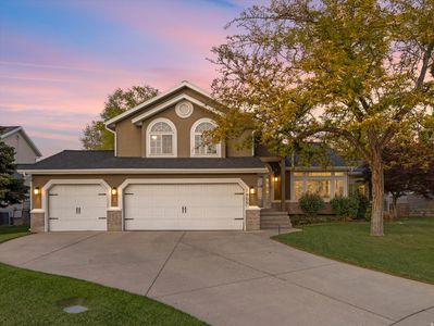 7909 S Twelve Pines Dr