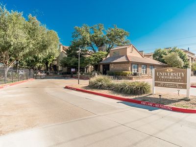 5757 E University Blvd APT 27Y