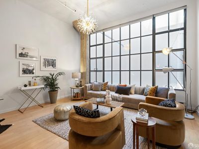 601 4th St Unit 206