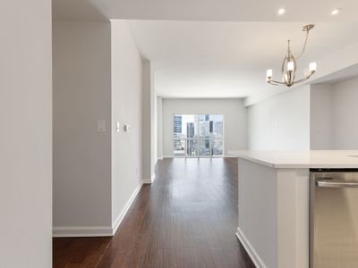 555 Church St APT 2400