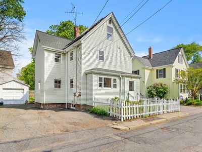 25 Alden Pl
