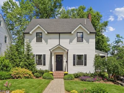21 Evergreen Pl