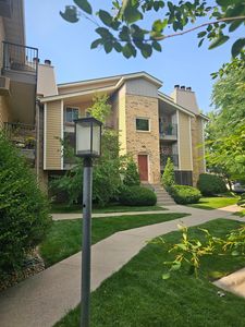 2240 Ridge Dr APT 33