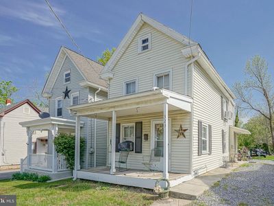 323 S Main St