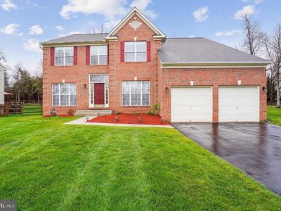 909 Sweet William Ct SE