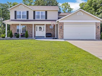 806 Whisper Creek Ct