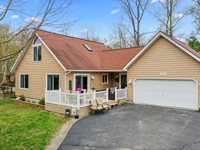 Property at 302 Robin Hood St, Roscommon, MI