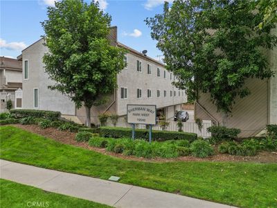 19540 Sherman Way UNIT 602