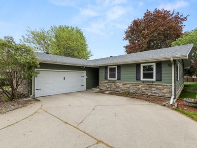 1726 Orchard Dr