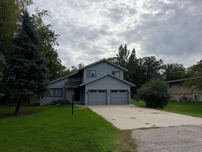 407 Southwood Dr