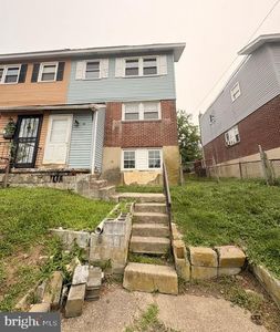 Property at 70 Oakmont Dr, New Castle, DE