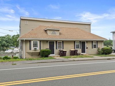 202 Commercial St