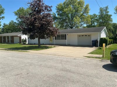 110 Trail Ave