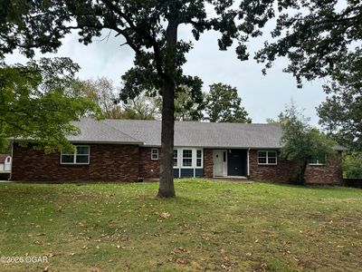 3515 Ivy Ln