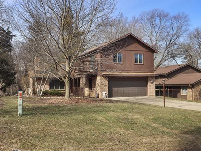 8725 North 66th STREET