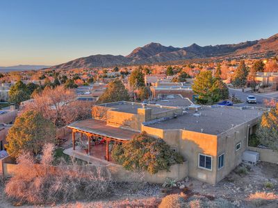 7723 Cedar Canyon Ct NE