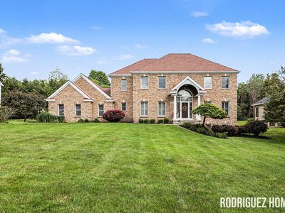 2246 Cascade Lakes Cir SE