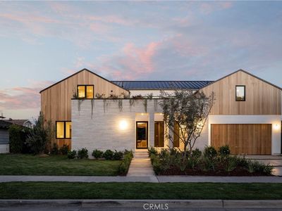 1738 Paloma Dr