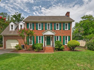 6215 Iris Dr