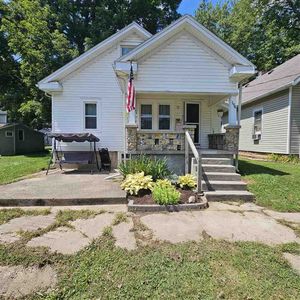 154 N Elm St