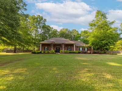 126 White Oak Ln