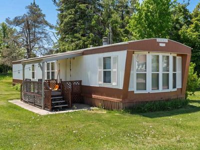 2555 Howard Rd