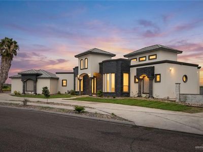 2464 Lady Palm Dr
