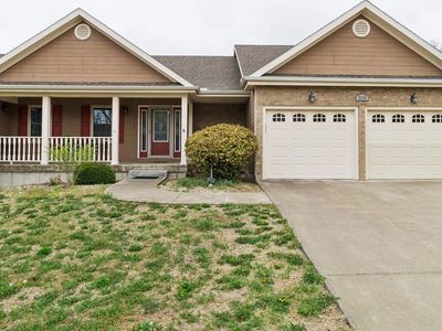 2226 Ponca Dr