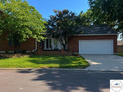 1018 E Palmer Pl