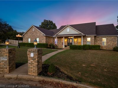 1510 Springhills Dr