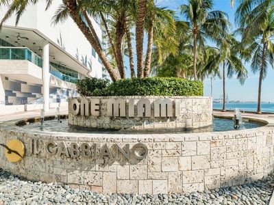 335 Biscayne Blvd #2408