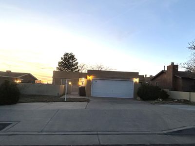 1221 La Charles Dr NE