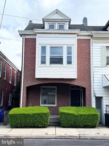132 Bern St