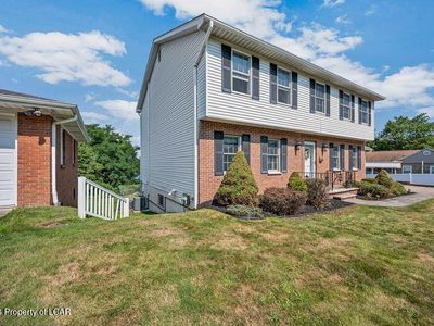 136 Conroy St
