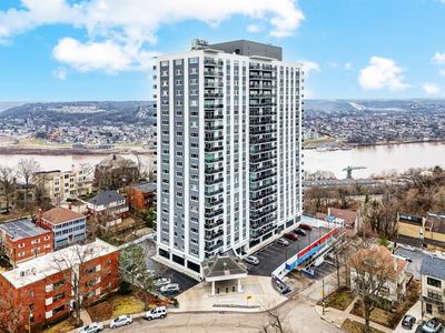 2200 Victory Pkwy APT 2507