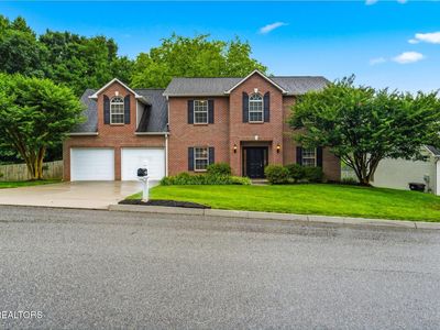 615 Mountain Pass Ln