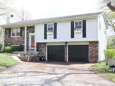 1516 W Sudeenew Dr