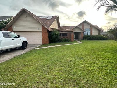 1606 Belmont Blvd