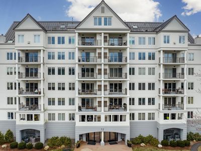 12 Mountain Laurels Drive #504