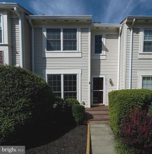 5714 Evergreen Knoll Ct
