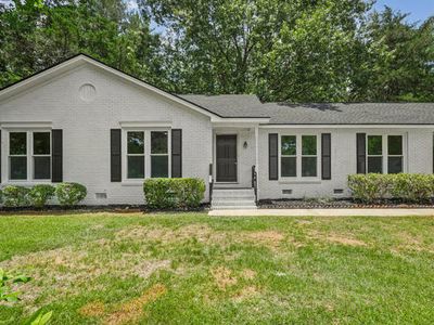 206 Raintree Dr