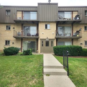 575 Fairway View Dr #1F