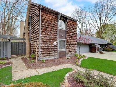 95 Woodfield COURT
