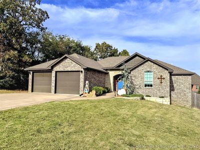 4236 Highland Dr