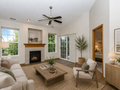 1309 SE University Ave Unit 207