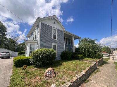 231 N Main St