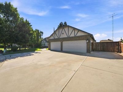 Fairway Ct