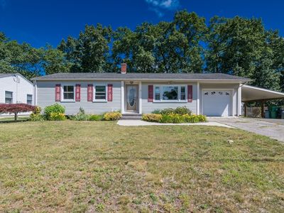 12 Daniel Dr