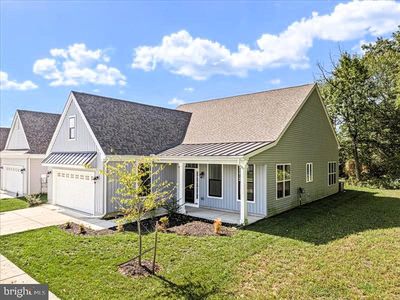 145 Leander Dr